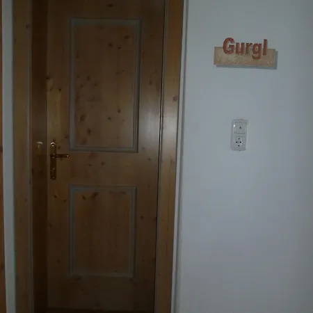 Gurgl Apartament *
